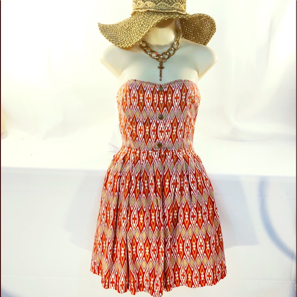 Tulle strapless dress